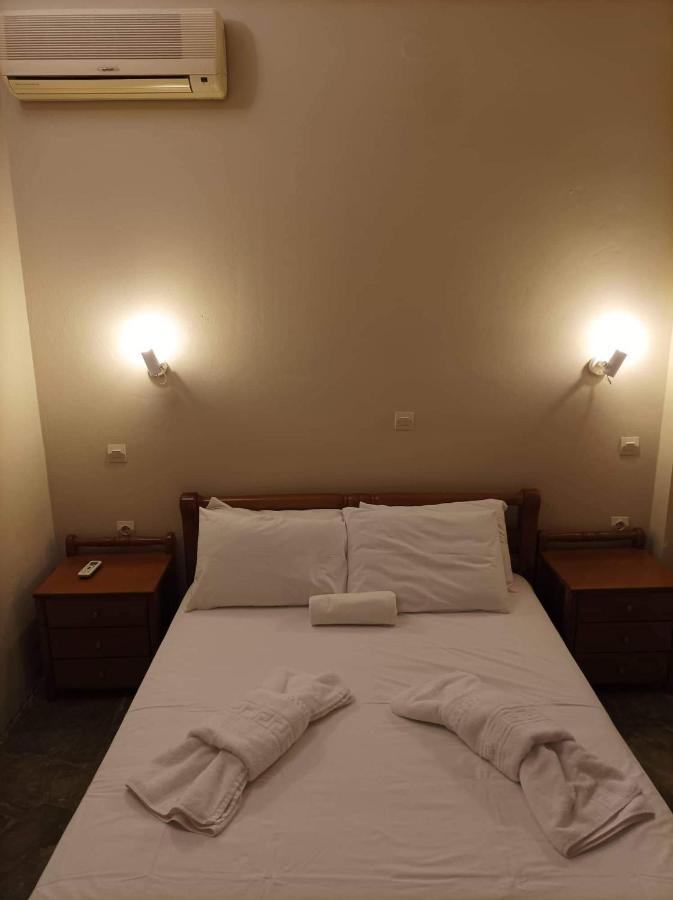 Holiday Tolofona Beach Erateini Exterior foto
